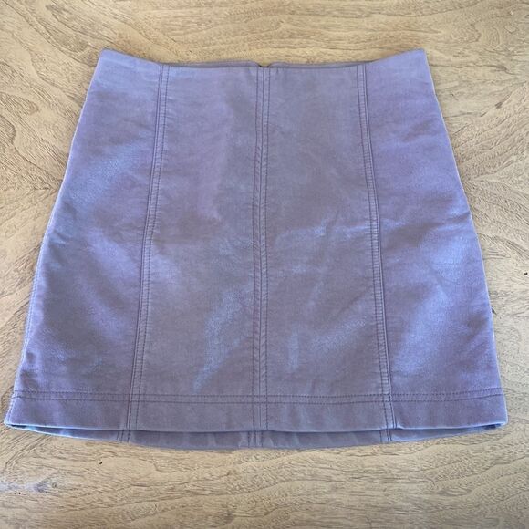 Free People Modern Femme Vegan Suede Mini Skirt in Mauve Size 6 - Picture 4 of 11